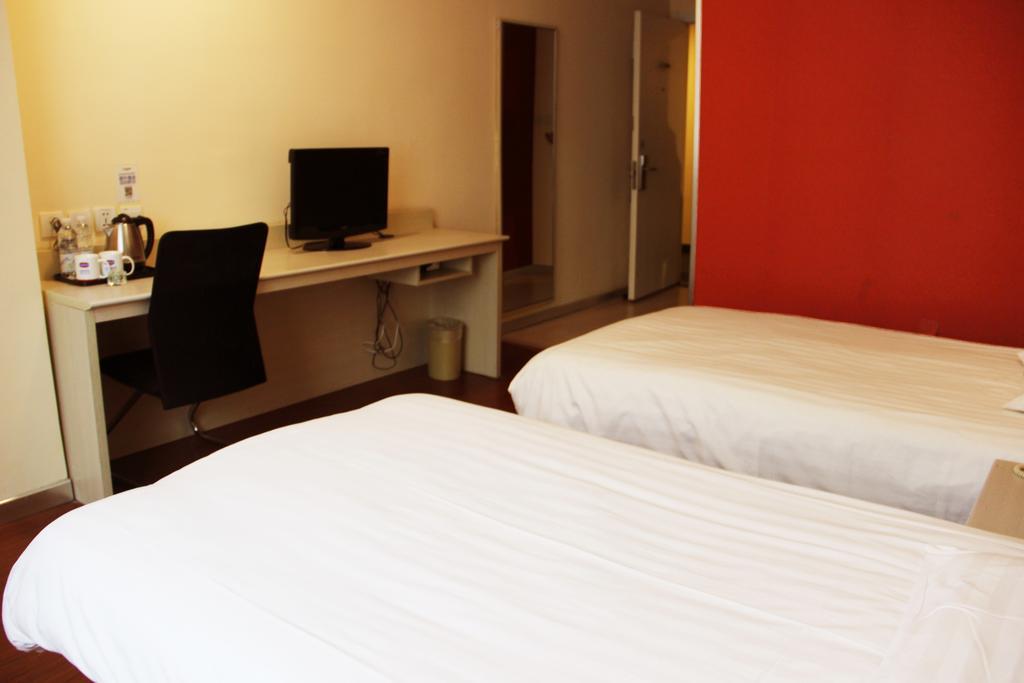 Hanting Express Shanghai Songjiang North Renmin Road Номер фото