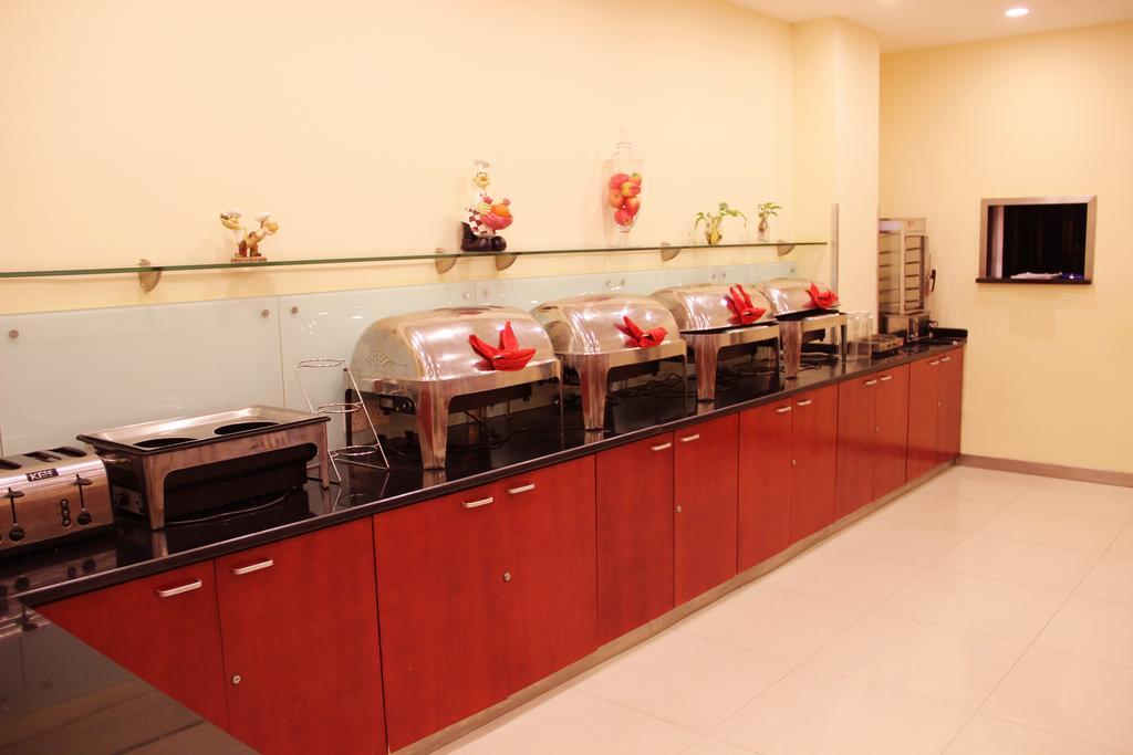 Hanting Express Shanghai Songjiang North Renmin Road Екстер'єр фото